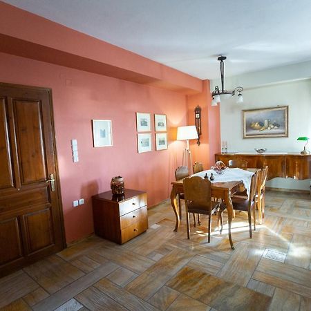 Ferienwohnung Zoes Garden Delphi Exterior foto