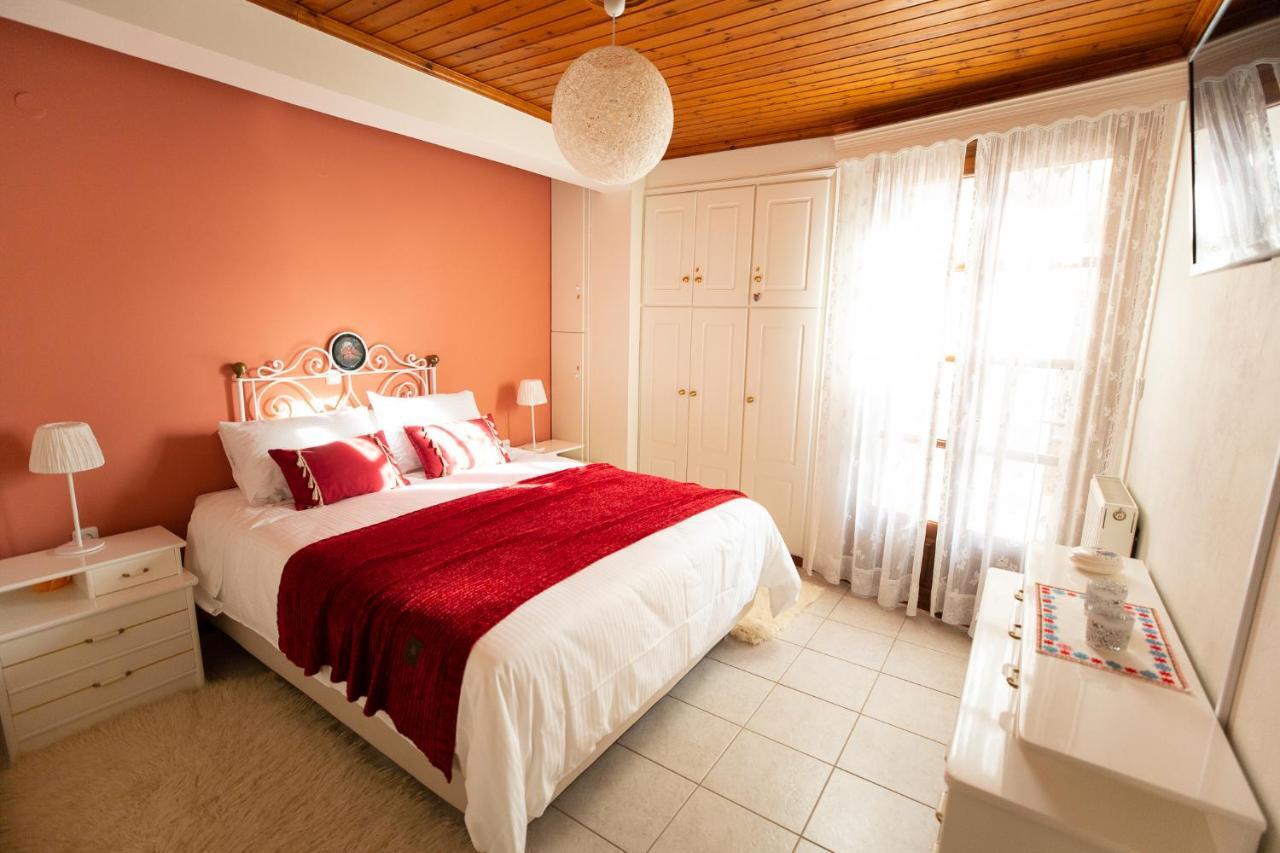 Ferienwohnung Zoes Garden Delphi Exterior foto